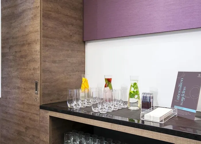 Sheraton Westpark Hotel 4*